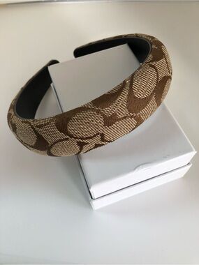 Coach SIGNATURE HEADBAND
